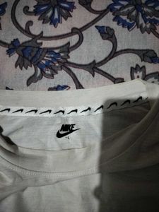 Nike White T-Shirt