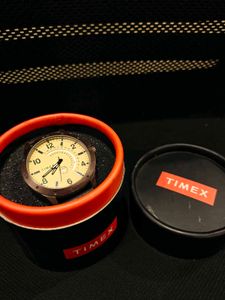 Timex BEIGE dial watch