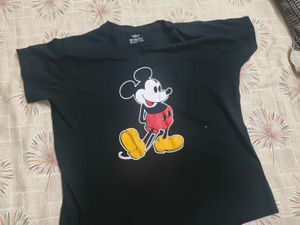Metronaut mickey print t shirt in xl size