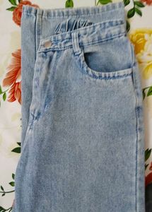 2 branded jeans ( charcoal and sky blue color)