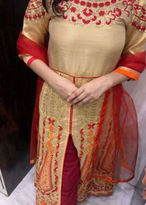 Elegant Embroidered Silk Kurti Set