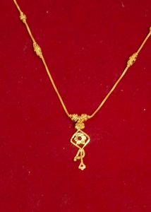 Elegant Gold Chain Necklace 18 carat pure
