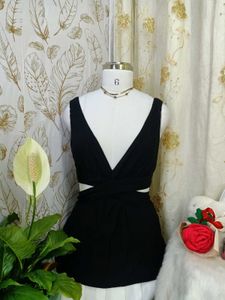 Chic Black Wrap-Front V-Neck Zara Top