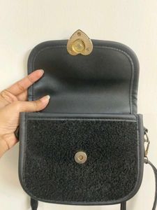 Black Heart Crossbody Bag