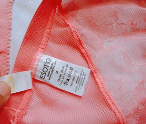 Coral Lace double paded pudhup braS