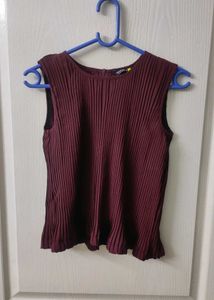 Burgundy Pleated Sleeveless Top