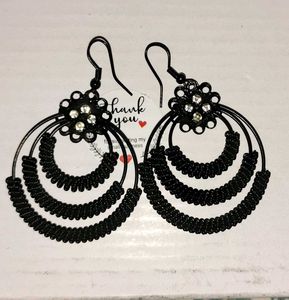 Chunky Gold black 🖤 Hoop Earrings two sets ..
