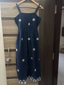 Chic Navy Blue Embroidered Dress