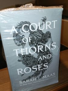 A Court Of Thorns And Roses Sarah J. Maas