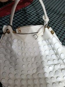 Stylish White Textured Handbag