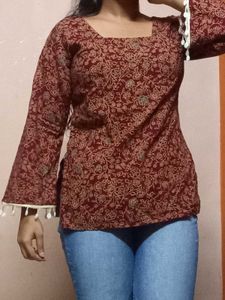 Maroon Printed Kurta with Shells