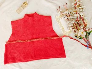 Chic Sleeveless Mock Neck Textured Top