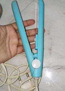 Mini Hair Straightener