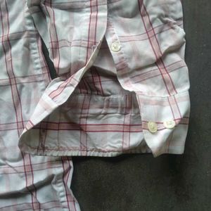 Men's Plaid Button-Down Shirt