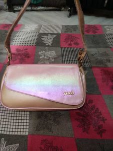 Chic Pink Patent Shoulder Bag
