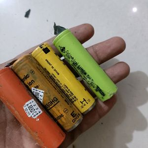 5 Rechargeable Batteries