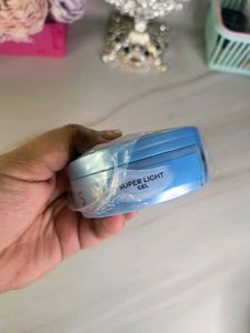 Pond's Hydra Miracle Super Light Gel