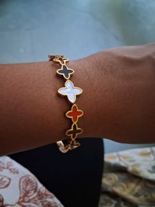 Designer Clover Charm Bangle