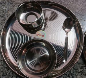 Unused Stainless Steel Set - 6 Pieces