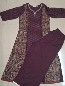 Elegant Ethnic Kurta Set with Pants