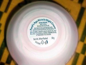 Pond's Retinol Night Cream