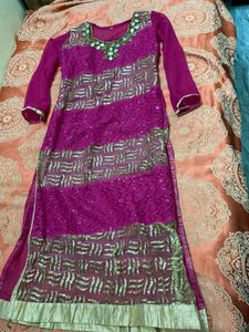Beautiful Pink Embroidered Kurta