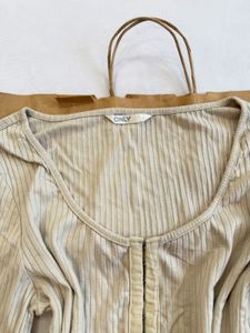 ONLY brand Ribbed Long Sleeve Cropped Top