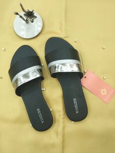Vishudh Women Black,Sliver Flats