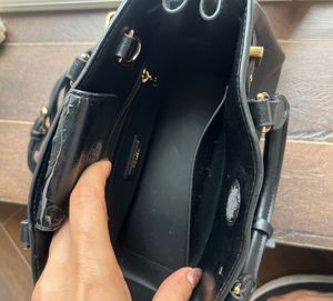 LYN Black Handbag