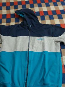 jeans with sweatshirt