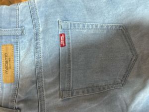 Light Wash Straight Leg Jeans