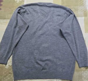 Men's Grey V-Neck Pullover
