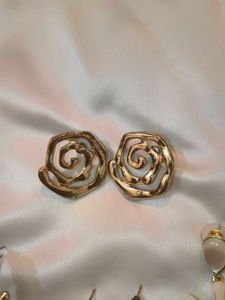 Assorted Gold-Tone Earrings set