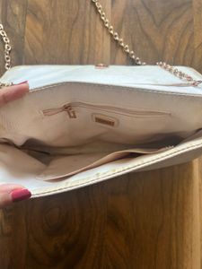 Guess Chain Strap Crossbody Bag