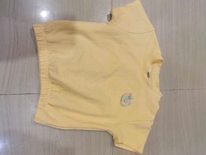 Cute Yellow Cropped Top with Floral Detail 4to 5 y