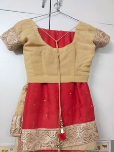 🔥SALE🔥Elegant Indian Style Red &amp; Gold Outfit
