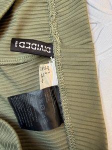 H&M Divided Ribbed Trouser