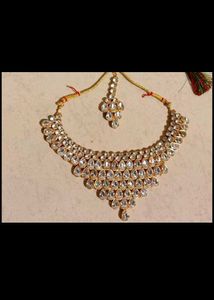Stunning Kundan &amp; Pearl Necklace Set