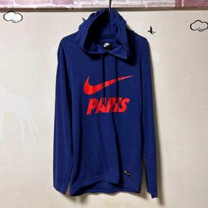 Nike Paris Hoodie 🇩🇪