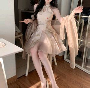 Elegant White Floral dress