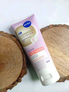Nivea Luminous Evenglow Bubble Cleansing Foam