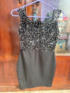 Date night Off-Shoulder Black Dress