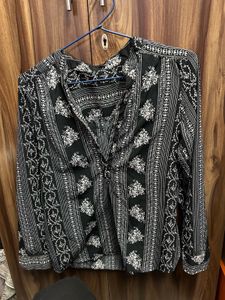 Black full sleeves top