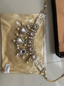 Exquisite Kundan Pearl Jewellery Set