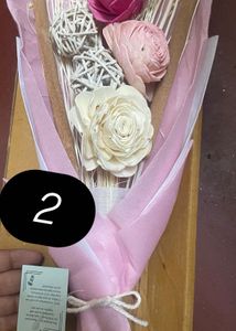 Beautiful Dried Flower Bouquet combo