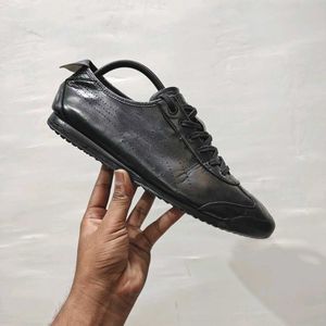 Men's Black Onitsuka Tiger Casual Shoes