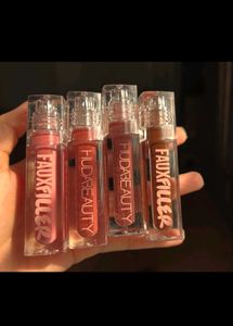 Huda Beauty Faux Filler Extra Shine Lip Gloss