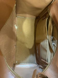Authentic Marc Jacobs Leather The Medium Tote Bag