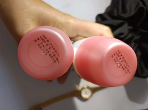 2 Products comboo🩷 Compact Powder and Rollon