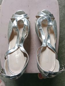 TOTE'S GALLORE Stylish Silver Heel(39)